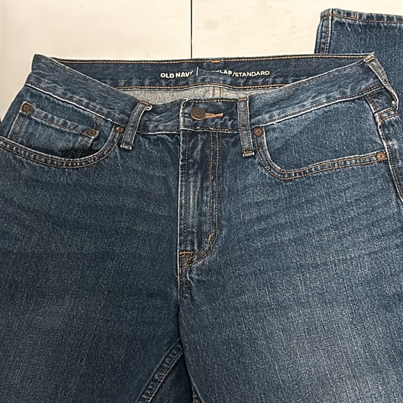 GUC Old Navy Regular Fit Jeans (30x36) - Picture 2 of 8